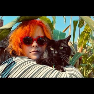 Meet your Posher, Erica